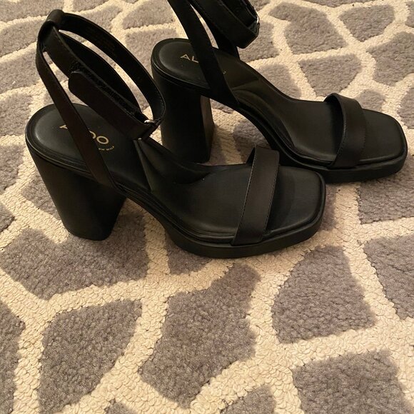 🖤 Chic Black Aldo Pillow Walk Berade Block Heels - Picture 2 of 7